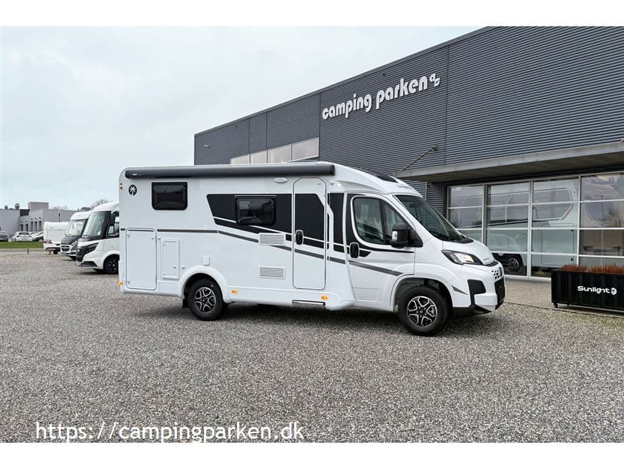 Sunlight VAN V66 Adventure