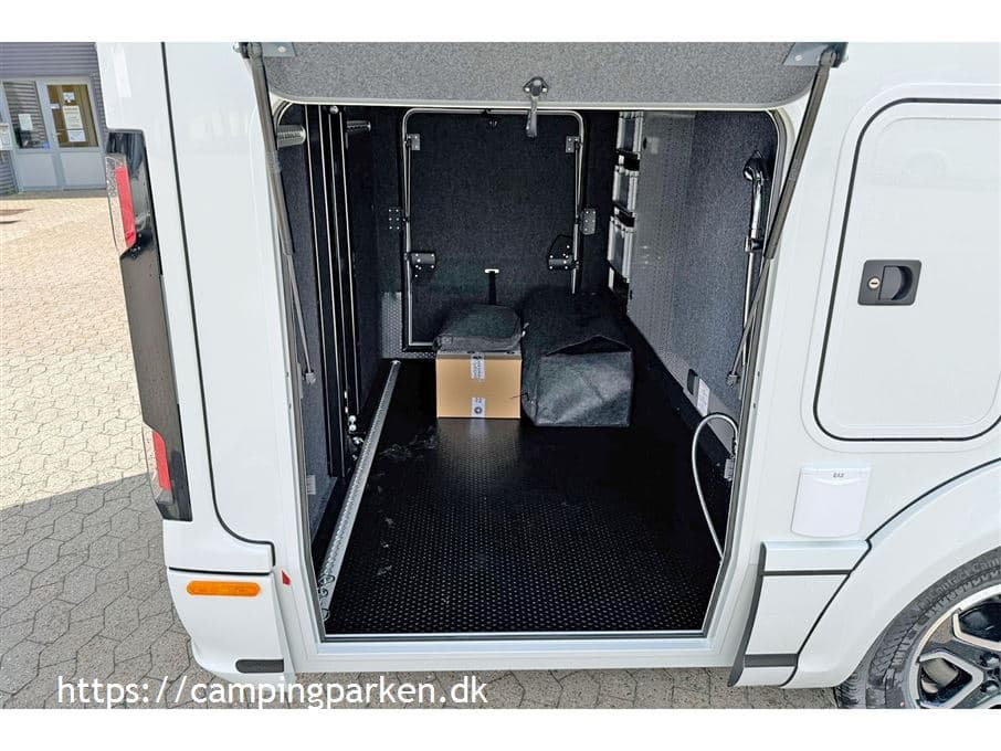 Niesmann+Bischoff iSmove 6.9E - miniature 1
