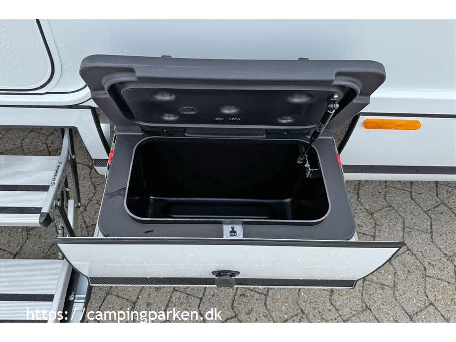 Niesmann+Bischoff iSmove 6.9E - miniature 1