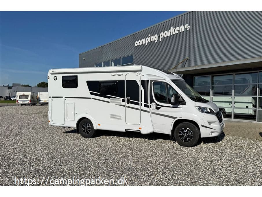 Sunlight VAN V66 Adventure