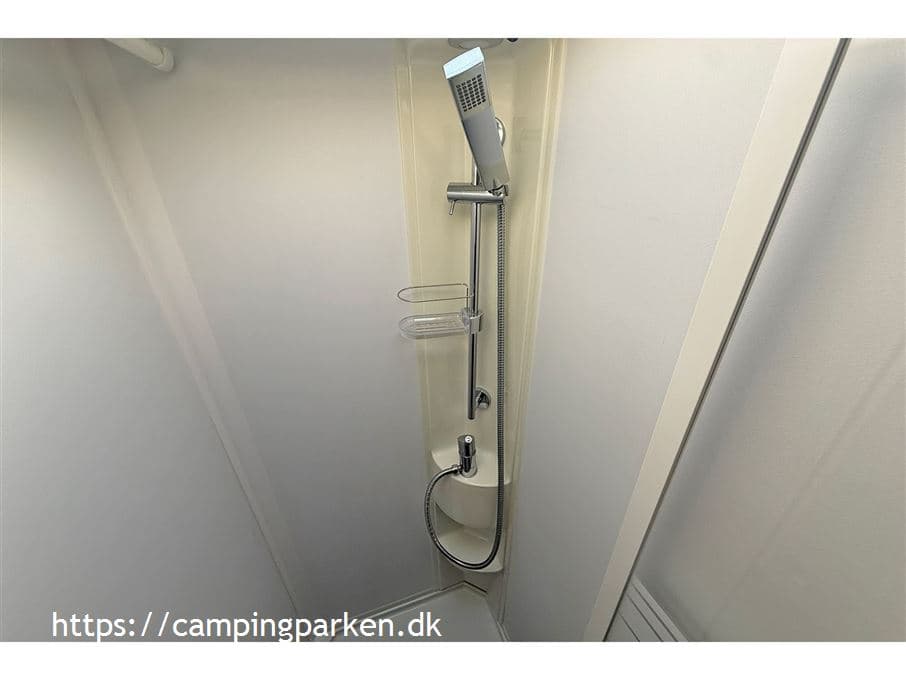 Adria Coral Axess 670 DL - miniature 1