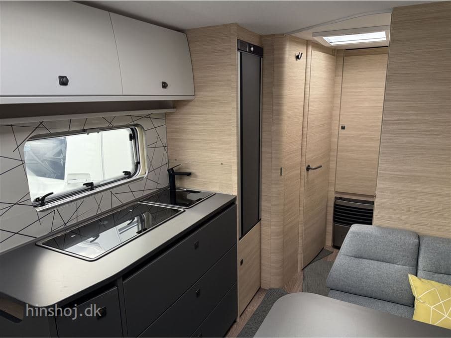 Fendt Apero 560 SKM - miniature 1