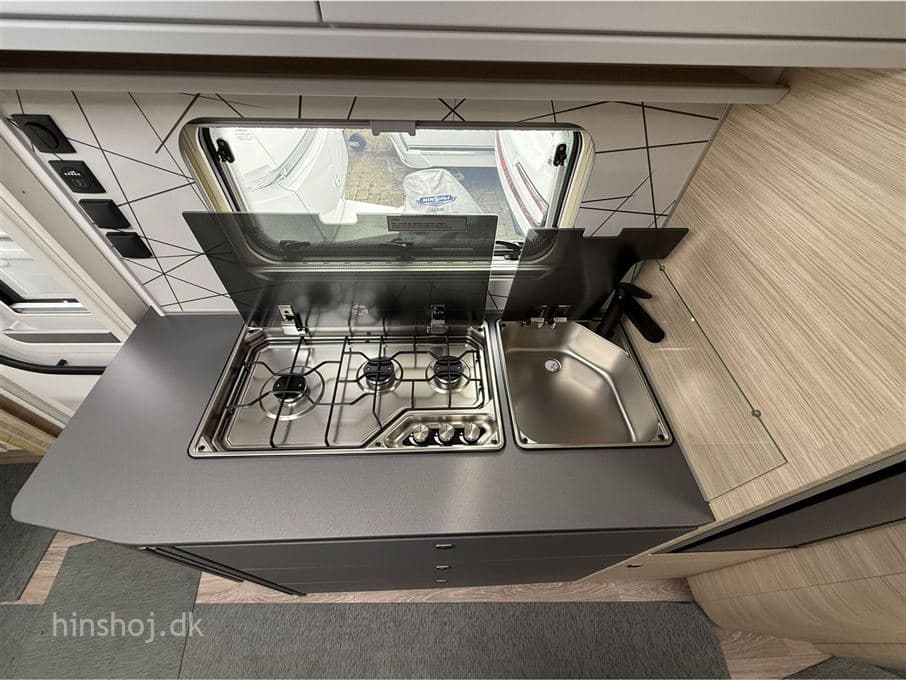 Fendt Apero 560 SKM - miniature 1