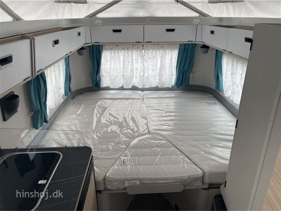Eriba Touring 542 Urban - miniature 1