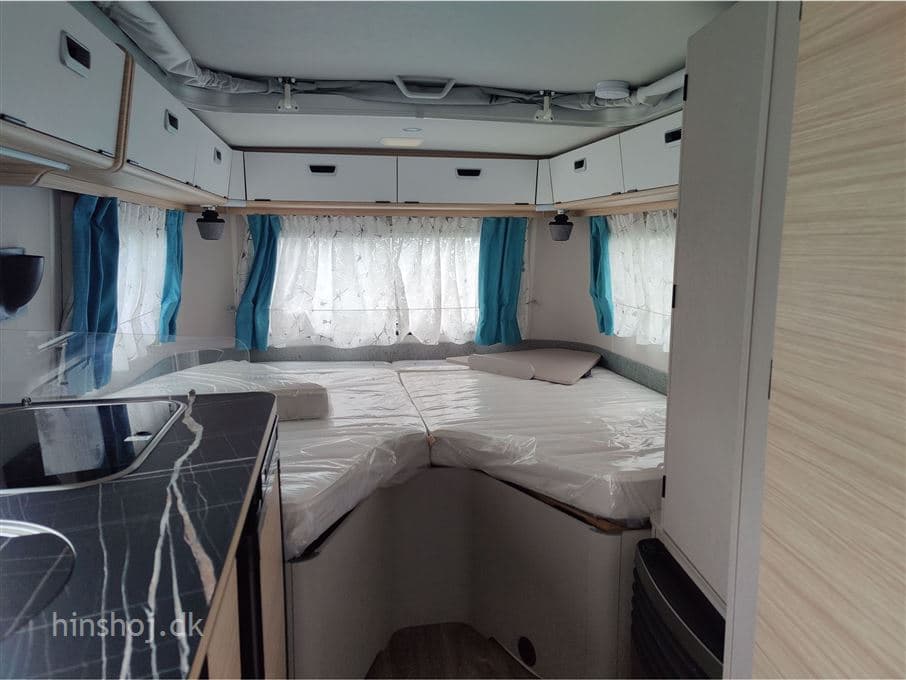 Eriba Touring 542 Harbour Blue - miniature 1
