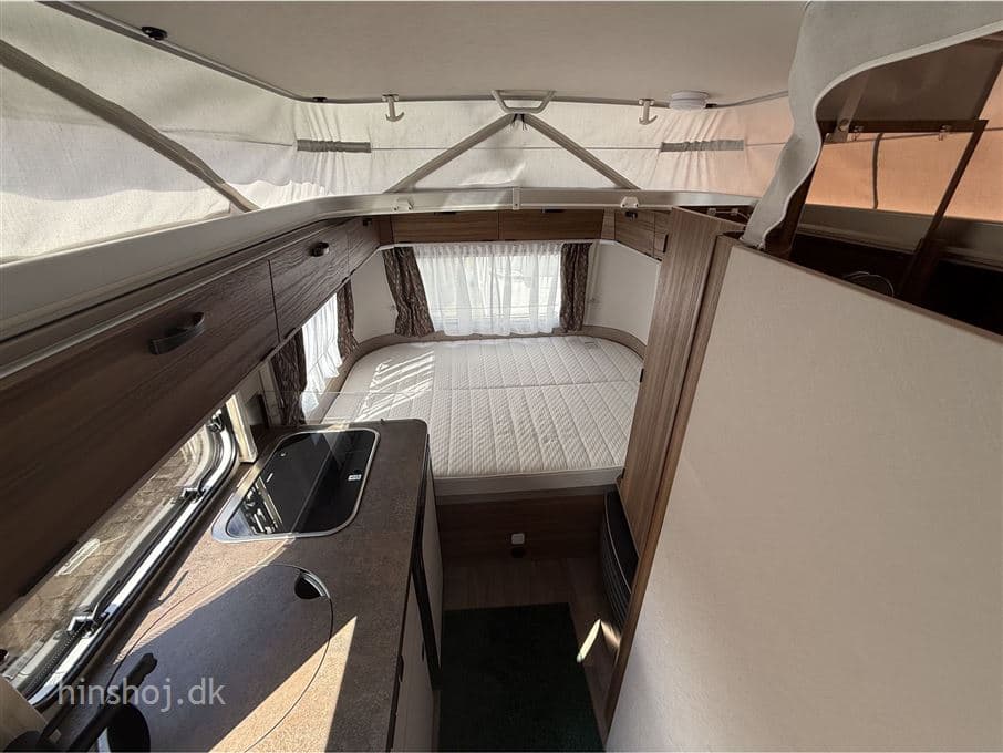 Eriba Touring 430 Legend - miniature 1