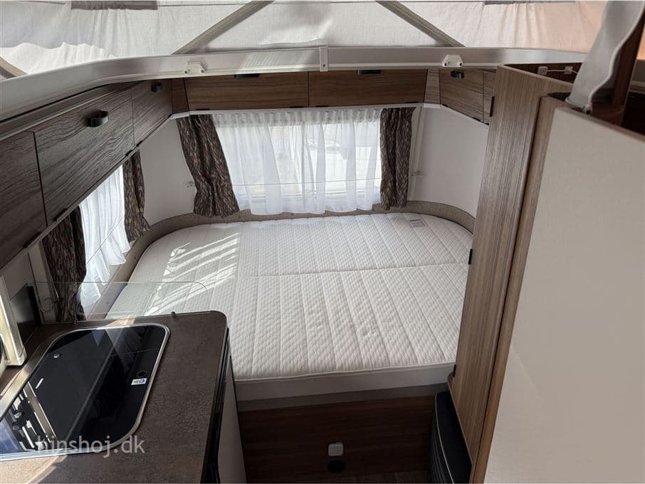Eriba Touring 430 Legend - miniature 1
