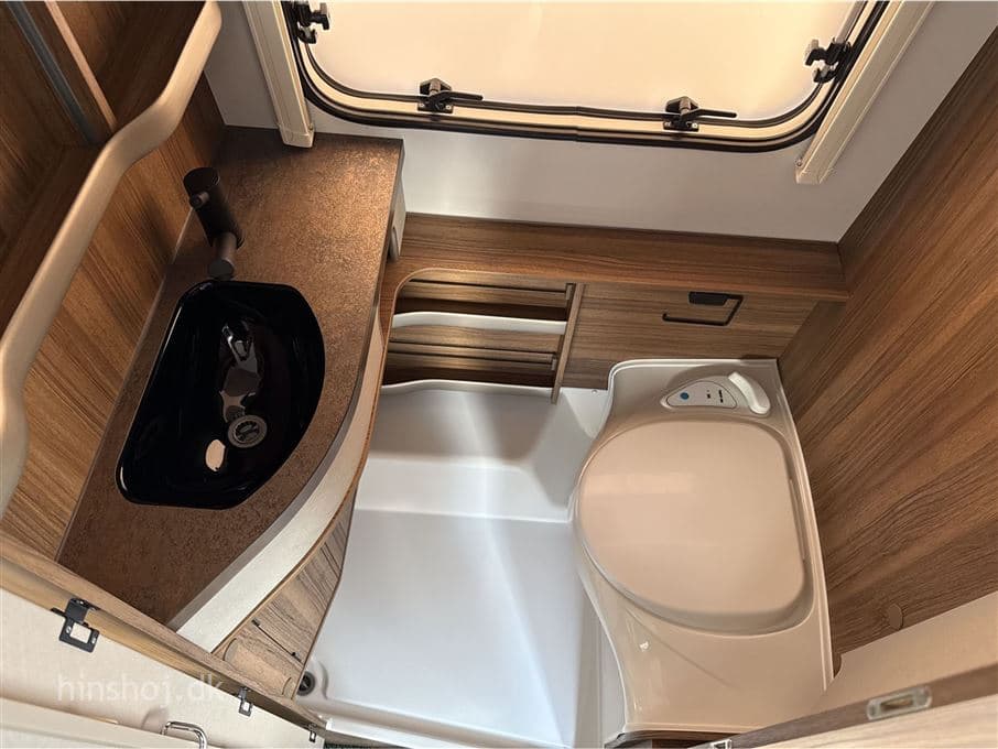 Eriba Touring 430 Legend - miniature 1