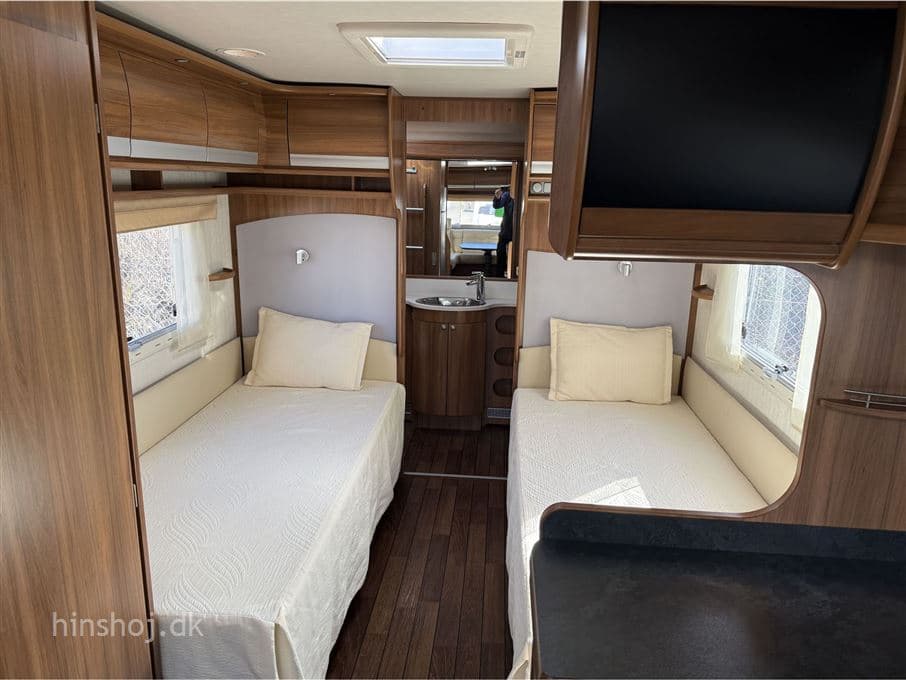 Cabby Caienna 740+ LTE - miniature 1