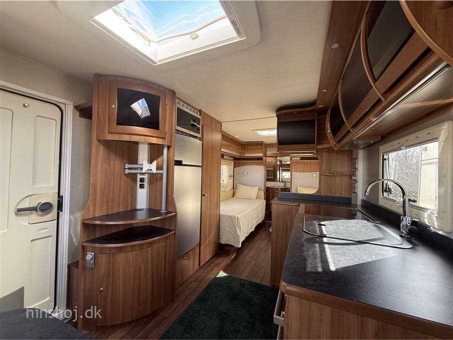 Cabby Caienna 740+ LTE - miniature 1