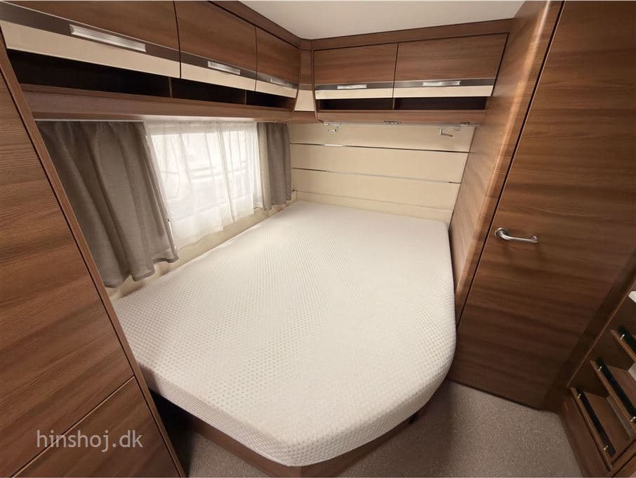 Dethleffs Nomad 590 RF - miniature 1