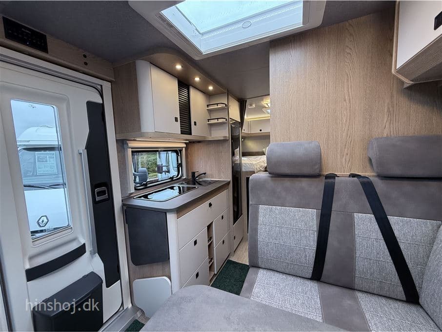 Hobby Ontour C 680 GE Aut - miniature 1