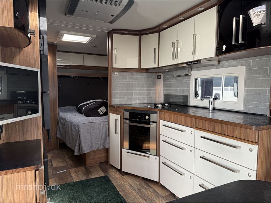 Polar Customized 590 CTH VK - miniature 1