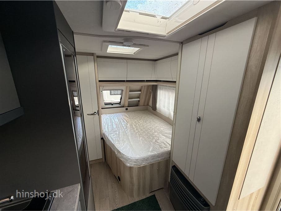 Hobby De Luxe 460 UFe - miniature 1