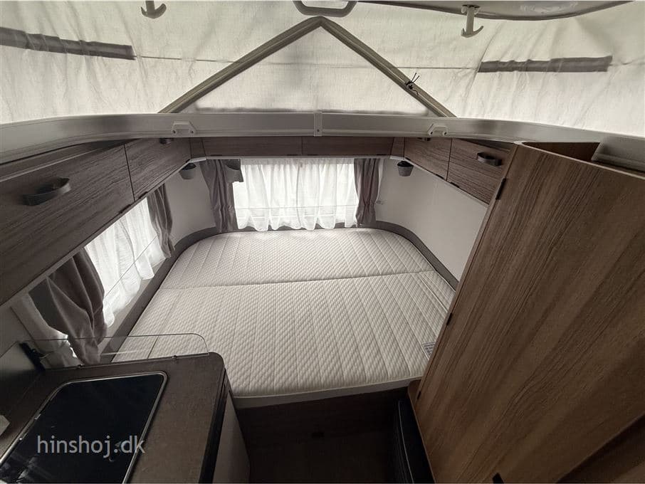 Eriba Touring 430 Legend - miniature 1