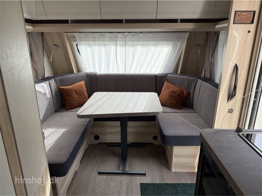 Hobby De Luxe 460 LU - miniature 1