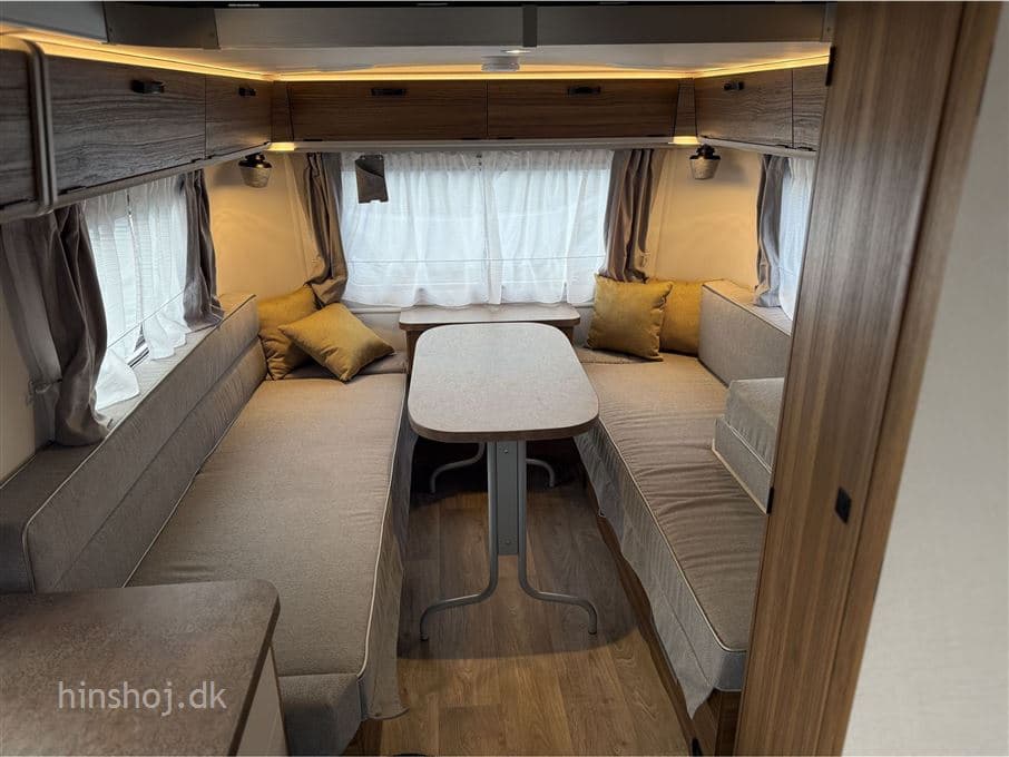 Eriba Touring 620 Legend - miniature 1