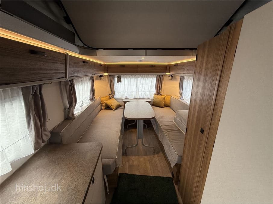 Eriba Touring 620 Legend - miniature 1