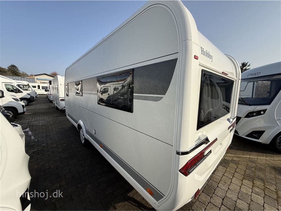 Hobby Excellent 560 CFE - miniature 1