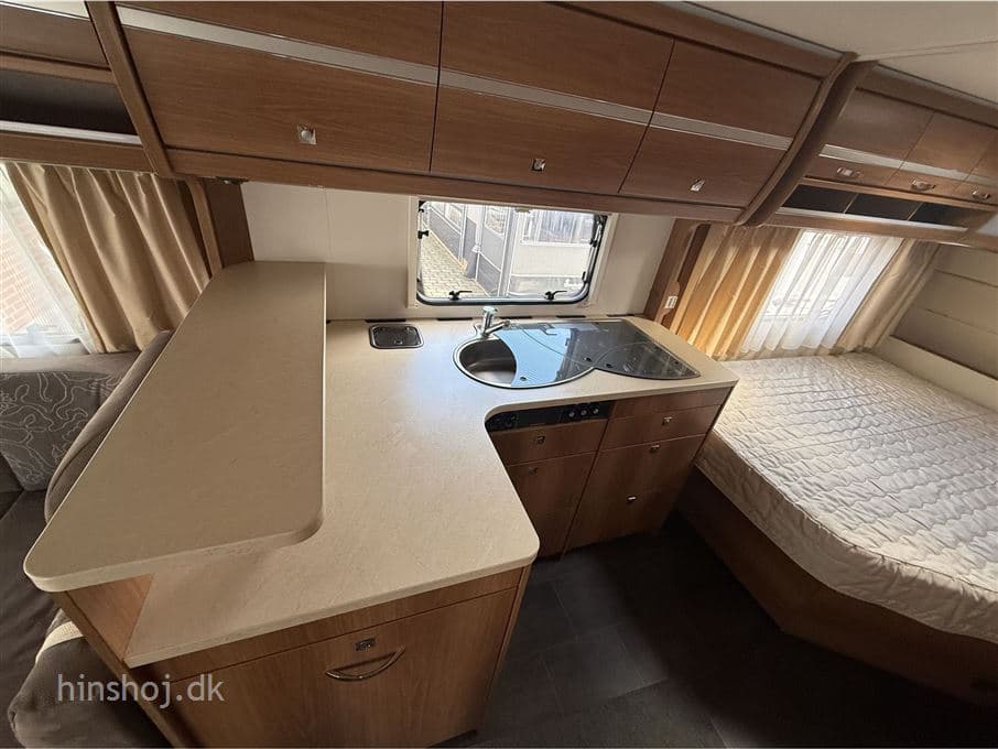 Dethleffs Nomad 560 FR - miniature 1