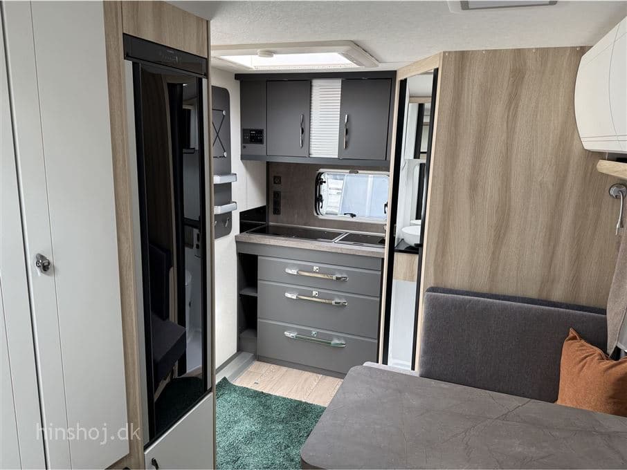 Hobby De Luxe 460 SFF - miniature 1