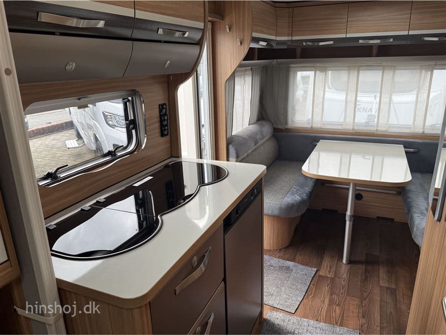 Hymer Exciting 471 - miniature 1