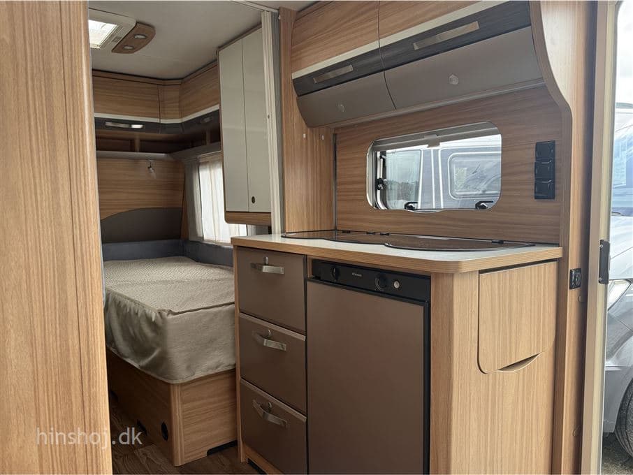 Hymer Exciting 471 - miniature 1