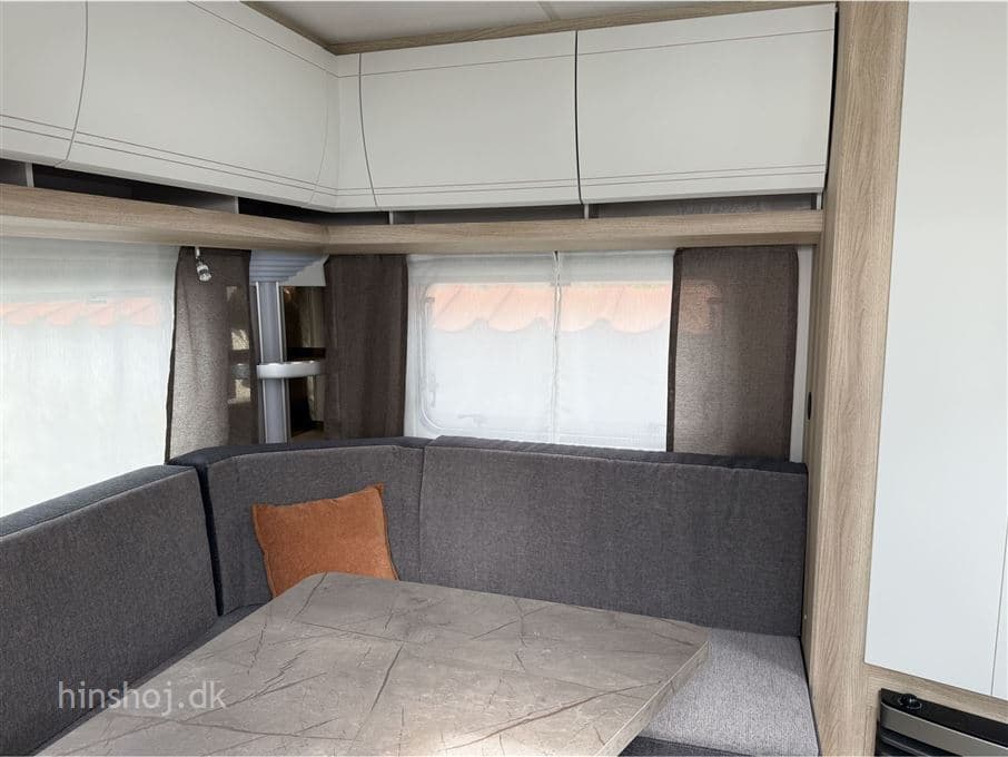 Hobby De Luxe 495 UL - miniature 1