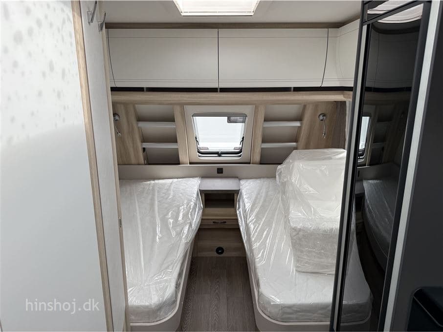Hobby De Luxe 495 UL - miniature 1