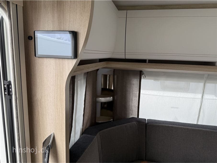 Hobby De Luxe 495 UL - miniature 1