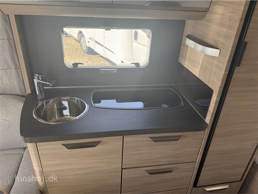Knaus Sudwind 500 FU - miniature 1
