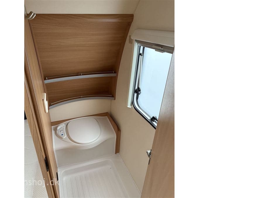 Knaus Sudwind Silver Selection 450 FU - miniature 1