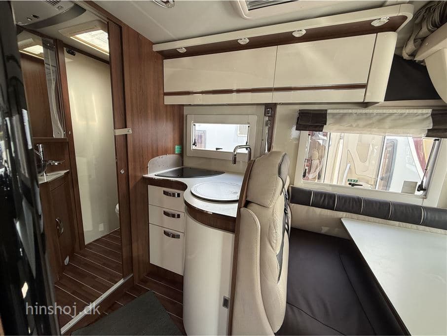 McLouis Nevis 880 G - miniature 1