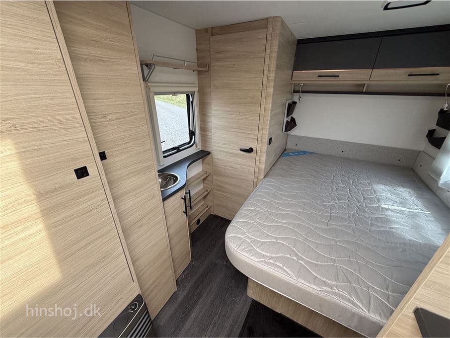 Caravelair Antares 455 Titanium Anniversaire - miniature 1