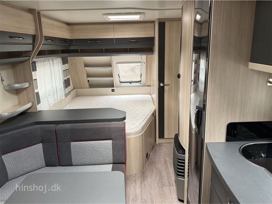Hobby De Luxe Edition 560 Kmfe - miniature 1