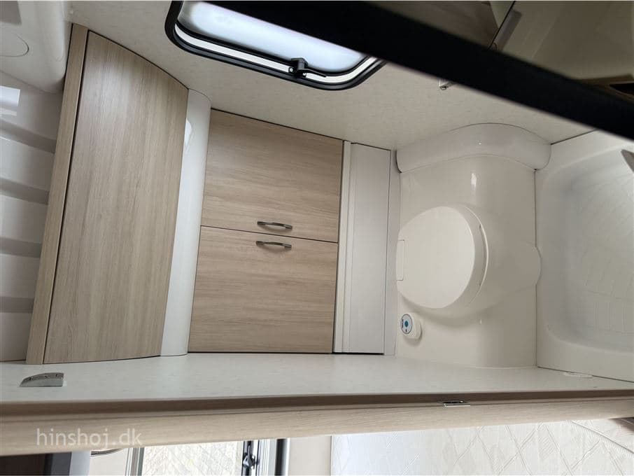Hobby De Luxe Edition 560 Kmfe - miniature 1