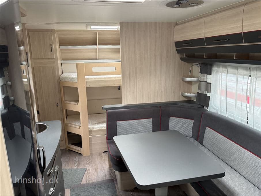 Hobby De Luxe Edition 560 Kmfe - miniature 1