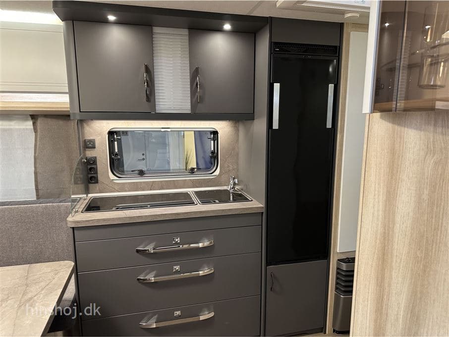 Hobby De Luxe 540 UL - miniature 1