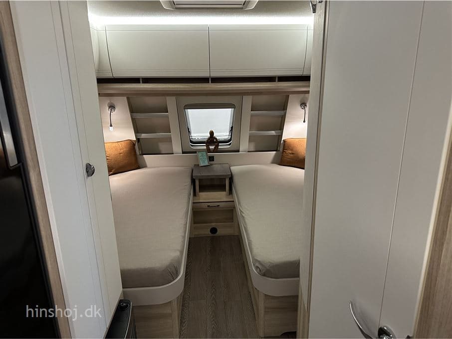 Hobby De Luxe 540 UL - miniature 1