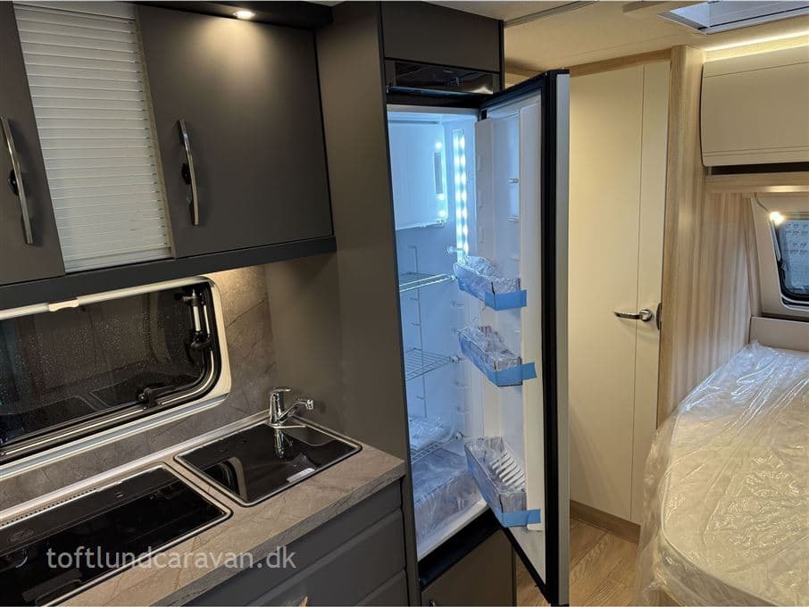 Hobby De Luxe 460 UFe - miniature 1