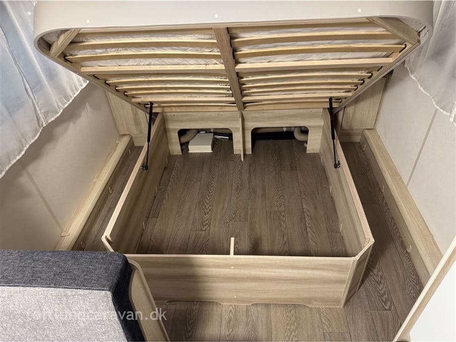Hobby De Luxe 460 SFF - miniature 1
