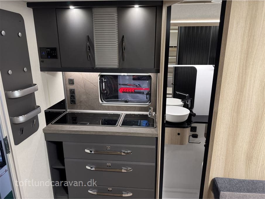 Hobby De Luxe 460 SFF - miniature 1