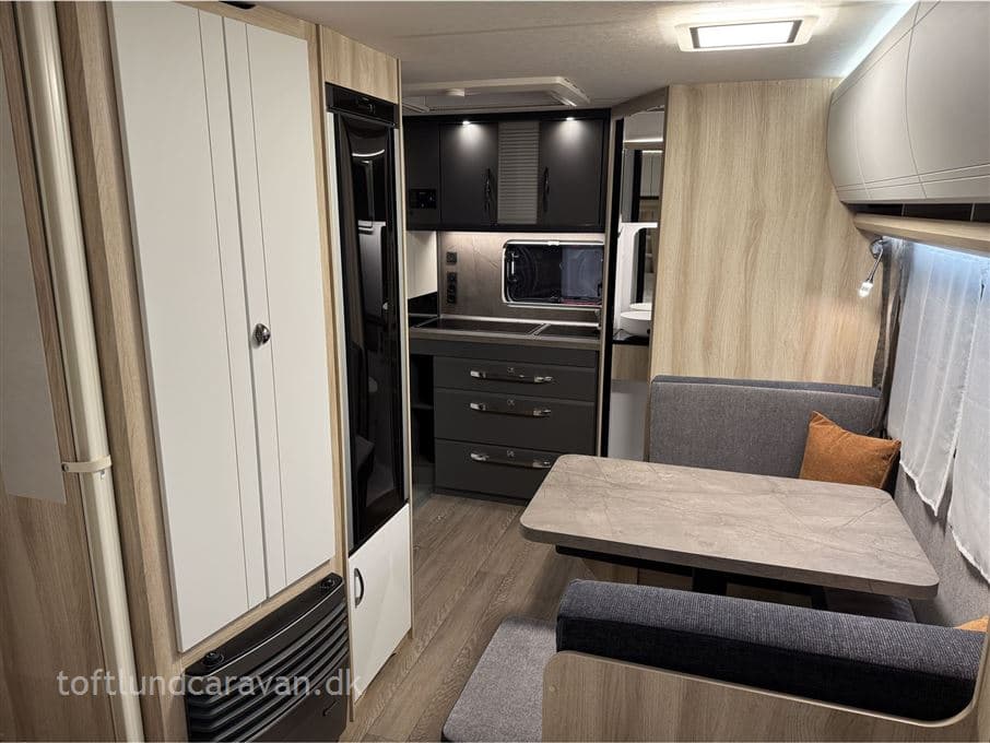 Hobby De Luxe 460 SFF - miniature 1