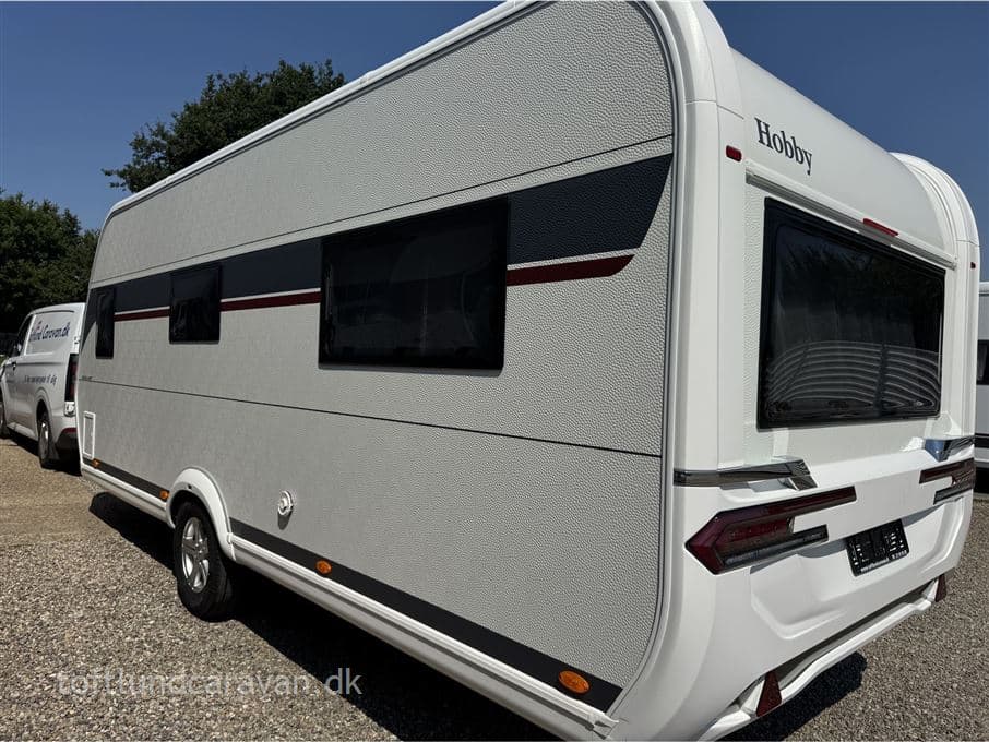 Hobby Excellent 560 CFE - miniature 1