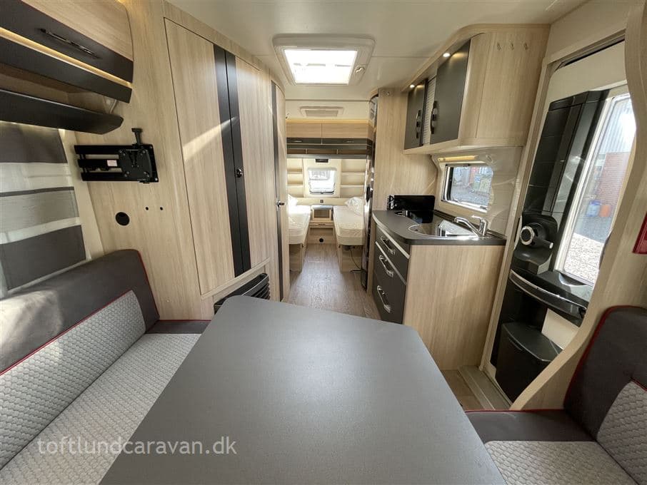 Hobby De Luxe Edition 495 UL - miniature 1