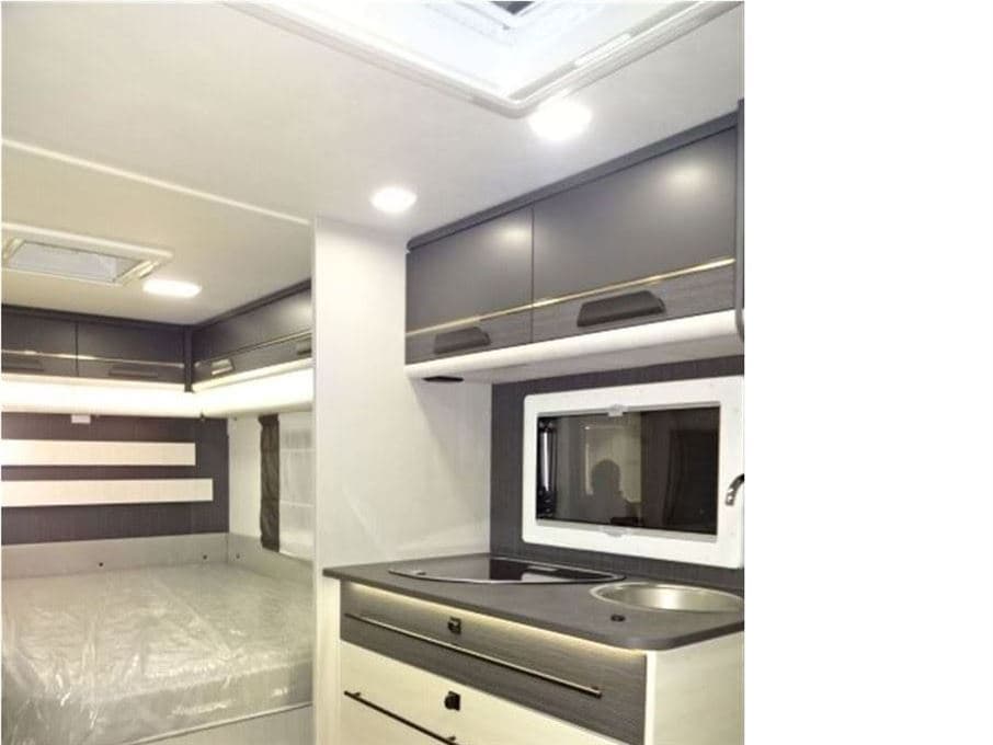 Caravelair Exclusive 475 - miniature 1