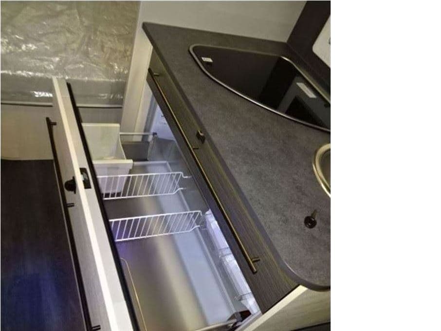 Caravelair Exclusive 475 - miniature 1