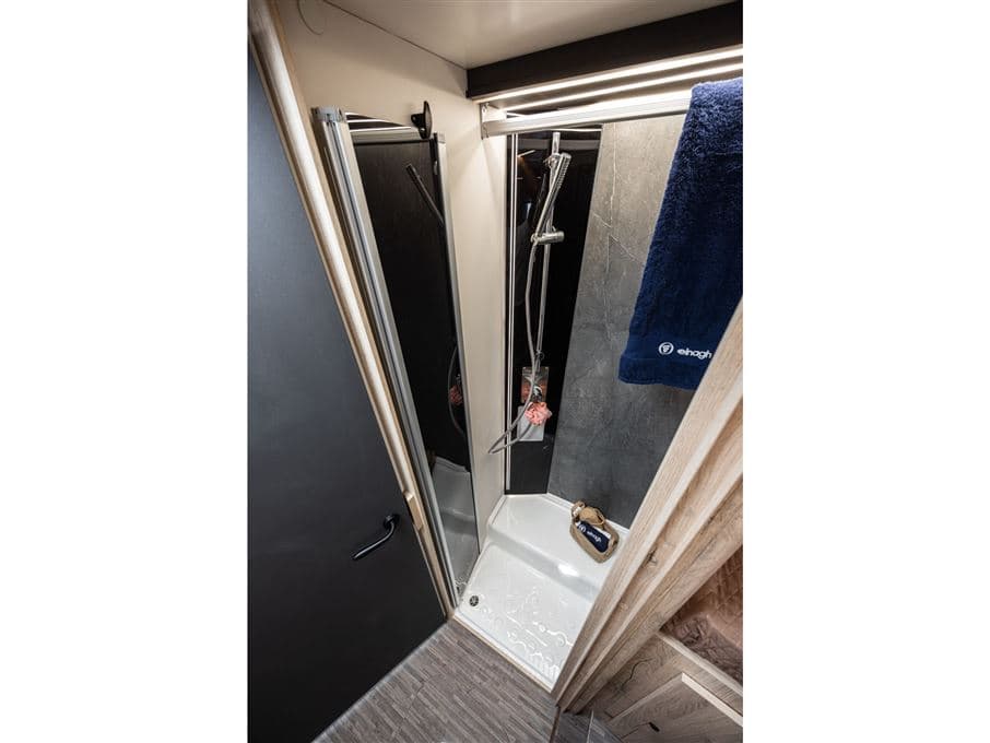 Elnagh T-Loft 532 - miniature 1