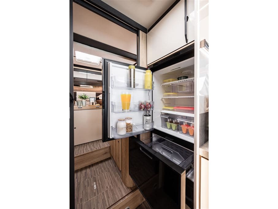 Elnagh T-Loft 529 - miniature 1