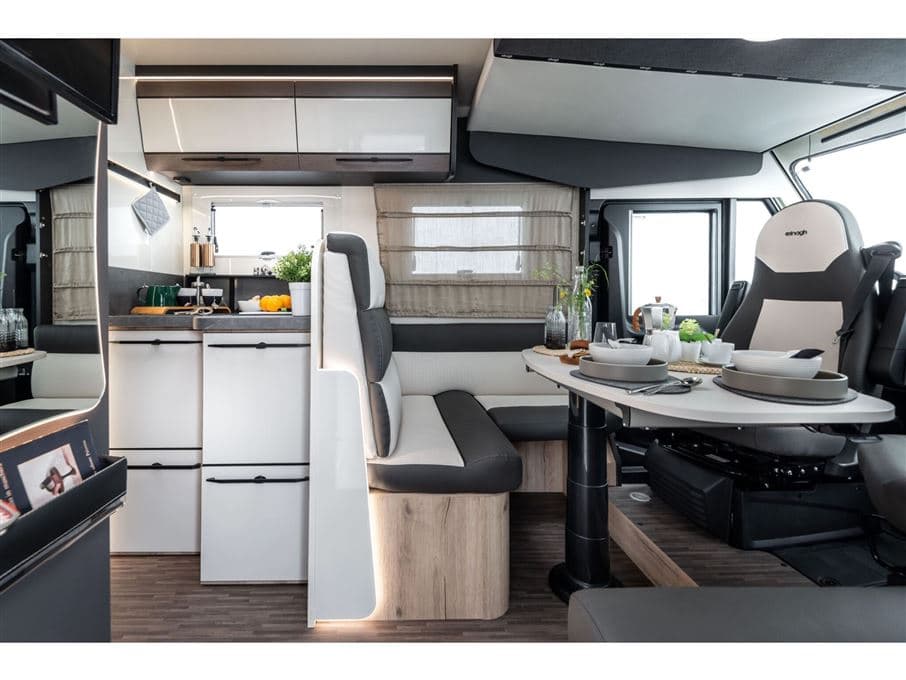 Elnagh Magnum 530 - miniature 1